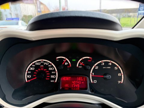 Ford Ka 1.2 Zetec Euro 4 3dr 33