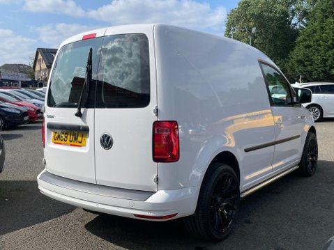 Volkswagen Caddy 2.0 TDI C20 BlueMotion Tech Trendline SWB Euro 6 (s/s) 5dr 13