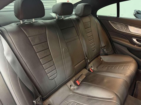 Mercedes-Benz CLS 2.0 CLS300d AMG Line (Premium Plus) Coupe 4dr Diesel G-Tronic Euro 6 (s/s) 47