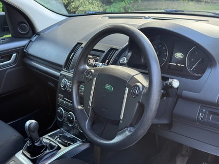 Land Rover Freelander TD4 S 12