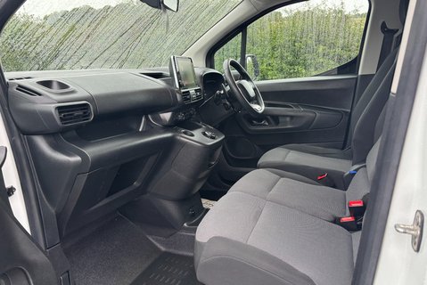 Citroen Berlingo 1000 Enterprise M 130 ps BlueHdi EAT8 Panel Van 15