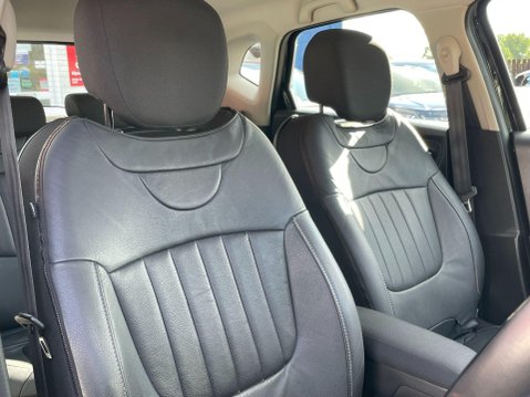 Renault Captur 1.5 dCi ENERGY Dynamique MediaNav Euro 5 (s/s) 5dr 20