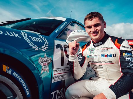 Octane Finance-backed Harry King Stars At Donington Park