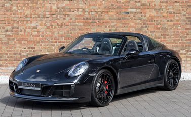 Porsche 911 (991.2) Targa 4 GTS 6
