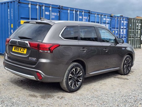 Mitsubishi Outlander 2.0h 12kWh GX4h SUV 5dr Petrol Plug-in Hybrid CVT 4WD Euro 6 (s/s) (200 ps) 13
