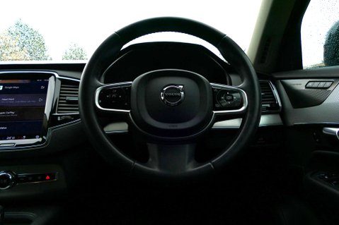 Volvo XC90 2.0 XC90 + B5 MHEV AWD Auto 4WD 5dr 31