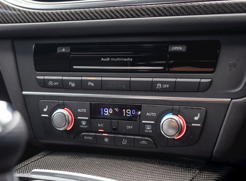 Audi RS6 Avant Performance 20