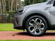Renault Captur TECHNO E-TECH 25