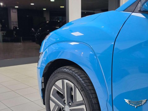 Hyundai KONA 64kWh Premium Auto 5dr (10.5kW Charger) 10