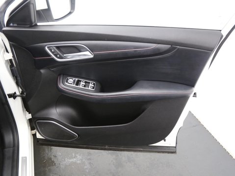 MG HS 1.5 T-GDI Excite Euro 6 (s/s) 5dr 18