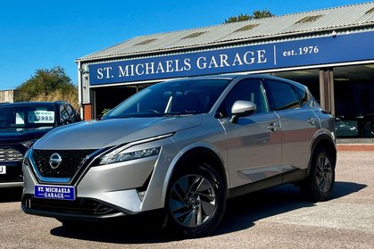 Nissan Qashqai 1.3 Qashqai Acenta Premium DiG-T MHEV CVT 5dr
