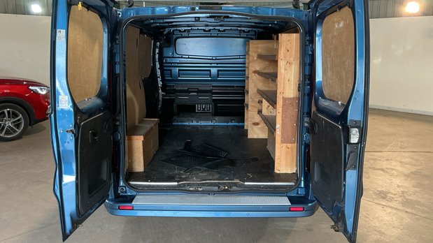 Vauxhall Vivaro SWB L1H1 Low Roof Sportive 282 Air Con Alloys Sensors EURO 6 NO VAT 5