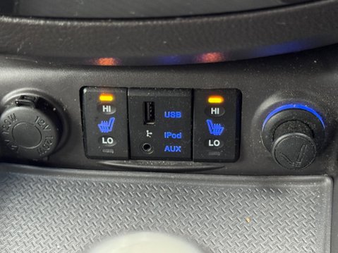 Hyundai SANTA FE 2.2 CRDi Premium Auto 4WD Euro 5 5dr (5 seat) 12