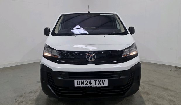 Vauxhall Vivaro VIVARO XL DIESEL 2.0 Turbo D 145 Prime H1 Van