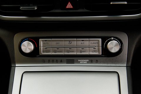 Hyundai KONA ULTIMATE 40