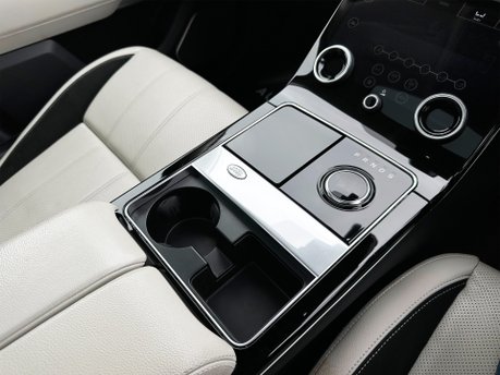 Land Rover Range Rover Velar R-DYNAMIC SE 68