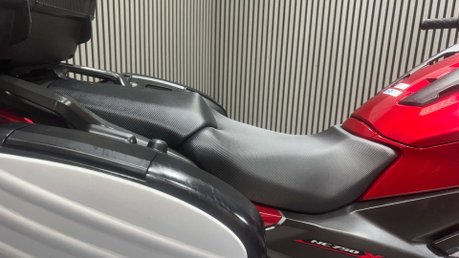 Honda NC750X DCT 2017 ONLY 17K AUTO FULL LUGGAGE 750CC A2 27