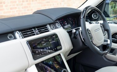 Land Rover Range Rover 4.4 SDV8 Autobiography 20