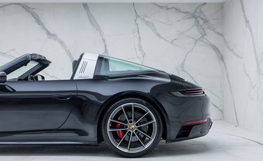 Porsche 911 Targa 4S (992) 42