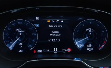 Bentley Bentayga V8 First Edition 24