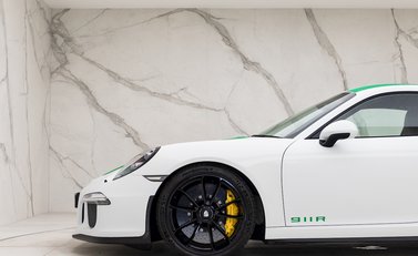 Porsche 911 R 25