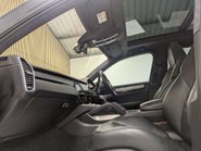 Porsche Cayenne 4.0 Cayenne T S E-Hybrid Auto 4WD 5dr 37