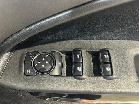 Ford Ecosport 1.0T EcoBoost ST-Line Euro 6 (s/s) 5dr 34