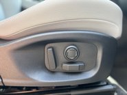 Jaguar E-Pace R-DYNAMIC S MHEV 24