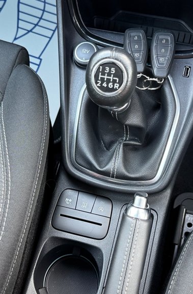 Ford Puma TITANIUM MHEV - 2 OWNERS -APPLE CARPLAY -NEW MOT -FULL HISTORY 