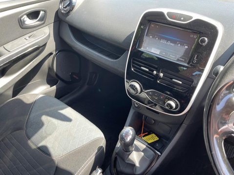 Renault Clio 1.5 dCi Dynamique S MediaNav Euro 5 (s/s) 5dr 19