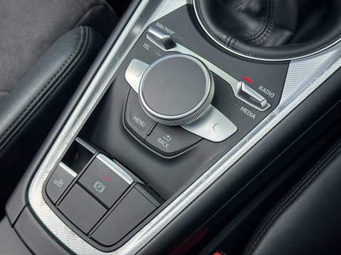 Audi TT 2.0 TFSI Sport Roadster 2dr Petrol Manual Euro 6 (s/s) (230 ps) 22