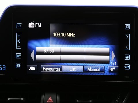 Toyota C-HR 1.8 VVT-h Dynamic CVT Euro 6 (s/s) 5dr 16