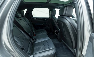 Porsche Cayenne E-Hybrid 13