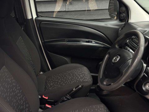 Vauxhall Combo 1.2 Combo 2000 CDTi 15