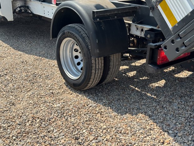 Ford Transit Tipper MWB L2 Leader 350 Air Con Sensors Tow Bar EURO 6 13