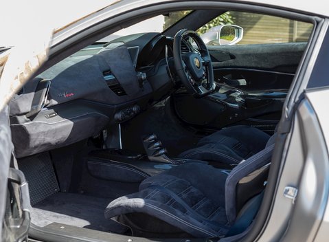 Ferrari 488 Pista 14