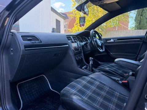 Volkswagen Golf 2.0 TDI BlueMotion Tech GTD Hatchback 5dr Diesel Manual Euro 6 (s/s) (184 p 61