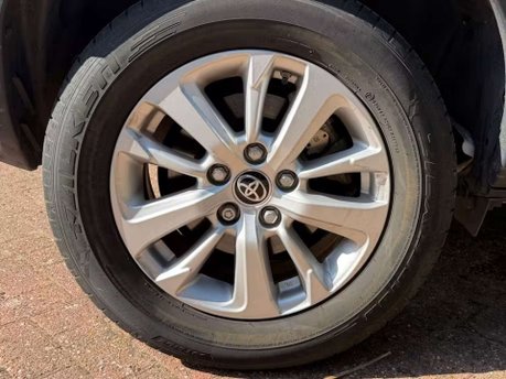 Toyota Yaris Cross 1.5 VVT-h Icon SUV 5dr Petrol Hybrid E-CVT Euro 6 (s/s) (116 ps) 9