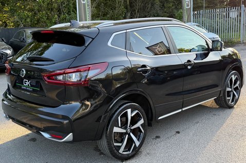 Nissan Qashqai DIG-T TEKNA PLUS DCT - ONE OWNER - DETATCHABLE TOWBAR -LOW MILEAGE  8