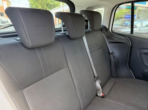 Ford B-Max 1.4 Zetec Euro 5 5dr 24
