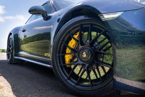 Porsche 911 3.0 911 Carrera GTS Semi-Auto 2dr 6