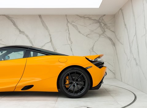 McLaren 720S Performance 30