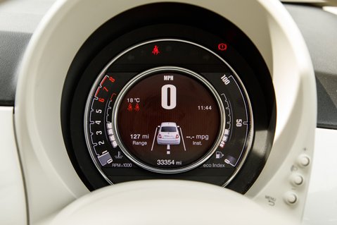 Fiat 500 DOLCEVITA PLUS MHEV 15