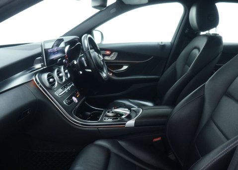 Mercedes-Benz C Class 2.1 C250d AMG Line (Premium Plus) Saloon 4dr Diesel 7G-Tronic+ Euro 6 (s/s) 50