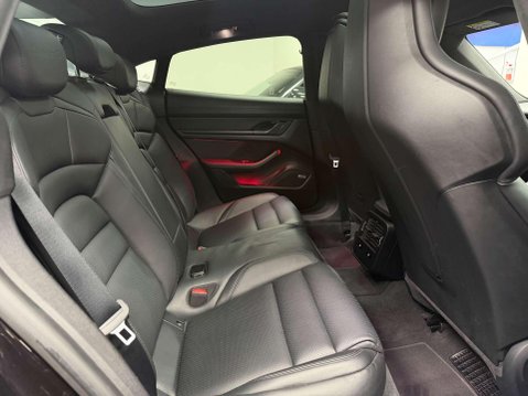 Porsche Taycan Performance Plus 93.4kWh Turbo S Saloon 4dr Electric Auto 4WD (761 ps) 33