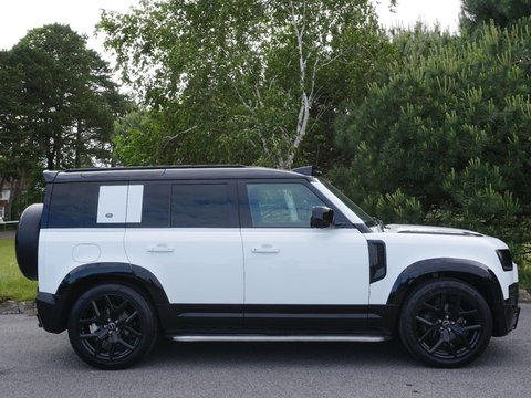 Land Rover Defender 2.0 SD4 SE Auto 4WD Euro 6 (s/s) 5dr 6