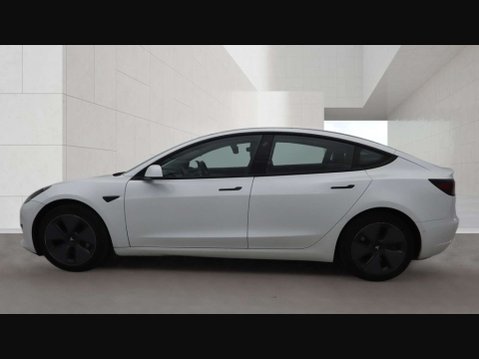 Tesla Model 3 Model 3 Standard Range + 4dr 5