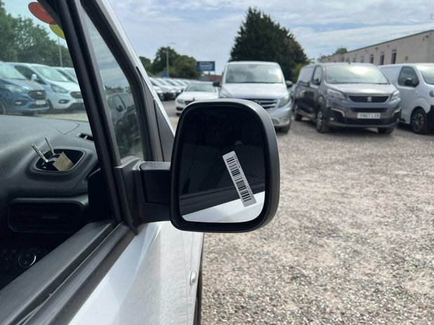 Vauxhall Combo SWB L1H1 Low Roof Sportive Air Con Sensors EURO 6 NO VAT 17