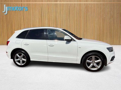 Audi Q5 2.0 TDI S line SUV 5dr Diesel Manual quattro Euro 5 (143 ps) 4