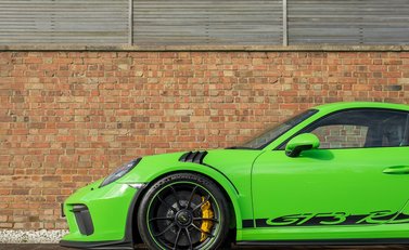 Porsche 911 (991.2) GT3 RS 29